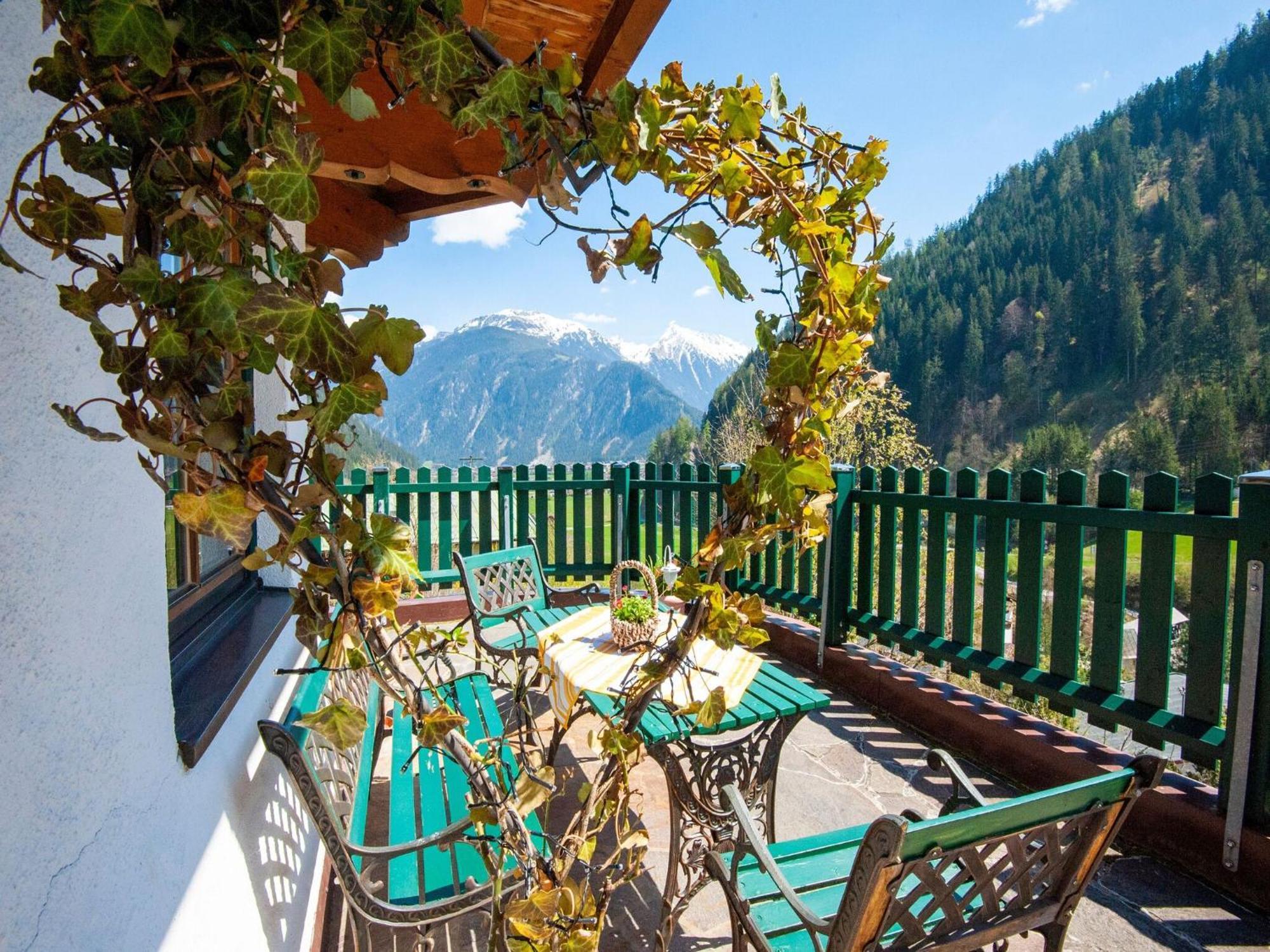 Apartment Between Mayrhofen And Finkenberg Eksteriør bilde
